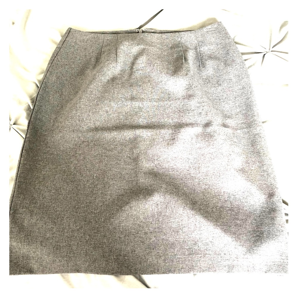 NY&Company Grey Skirt NEVER WORN